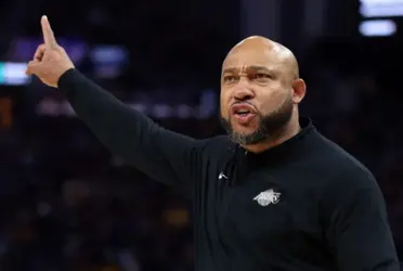 Instead of having Troy Brown Jr. in the starting five, the Lakers coach keeps using this PG that has been the worst player for the team