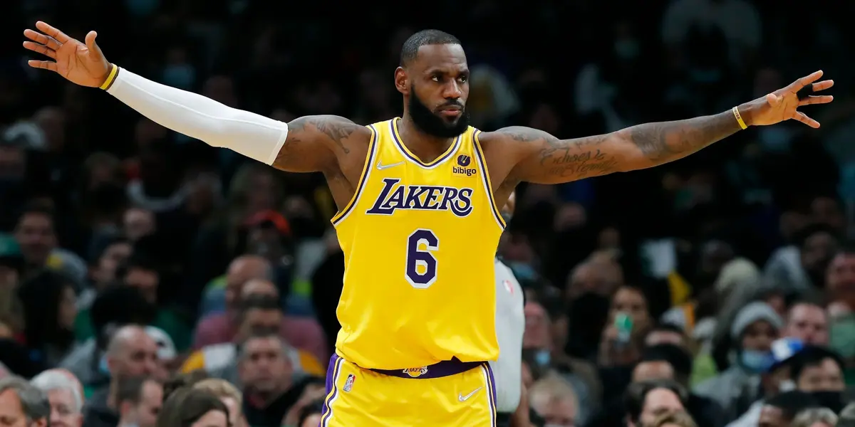 How LeBron James signing will improve Lakers jersey and merchandise sales