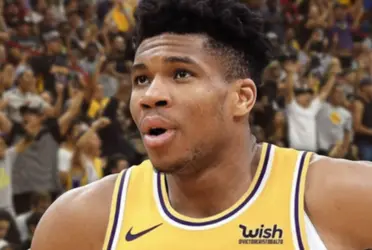 Recently the Milwaukee Bucks star made a statement that had many believing the Lakers or Knicks could sign him, he has sent a new message