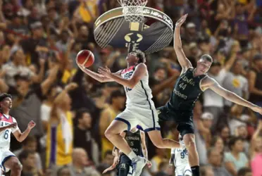 The Lakers SG Austin Reaves had his third game with Team USA, this time against Spain, he keeps impressing and now got praised by a former purple and gold