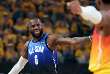 The Lakers star LeBron was the captain of an All-Star team in yesterday's game and scared everyone after sitting the 2nd half due to a hand injury