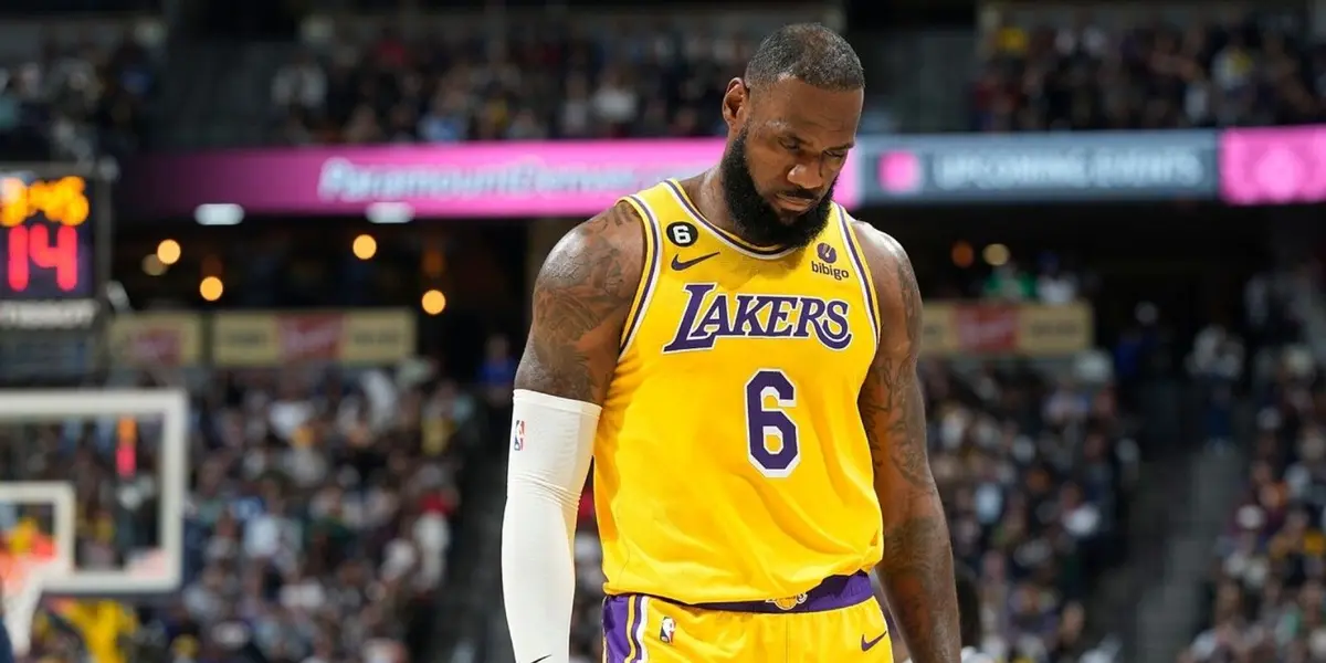 The Lakers couldn't get a third victory in a row and succumbed against their city rival, the Clippers, who were superior, even with a great LeBron